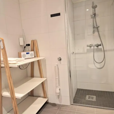 Slopeside Apartment *